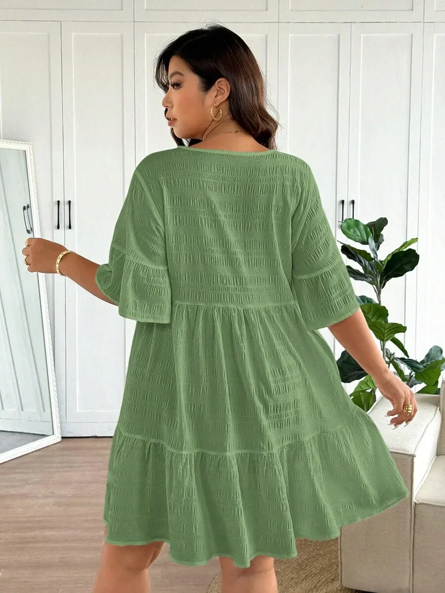 Green Textured V-Neck Loose Swing A-Line Vacation Dress For Women Summer
Green Textured V-Neck Loose Swing A-Line Vacation Dress For Women Summer
