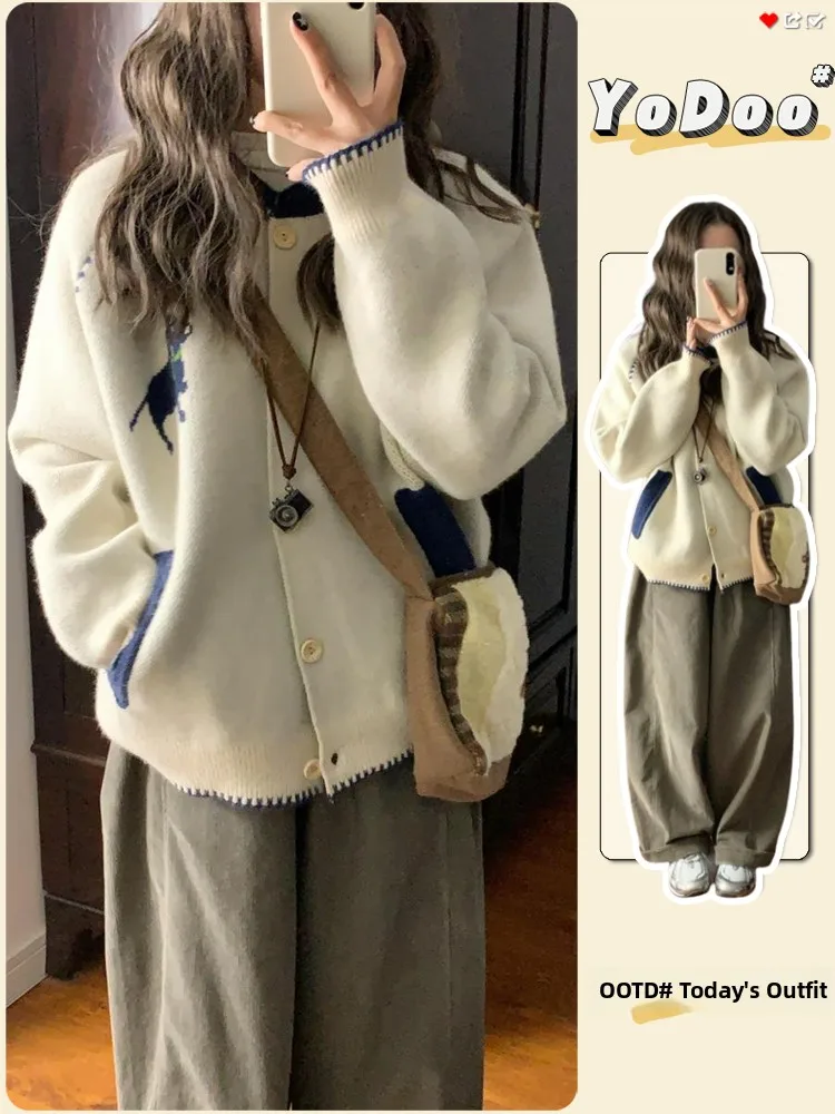 Casual Loose Knitted Sweater Coat Women's Single Button Color Block Winter New Style Korean Version Soft Polyester Fiber
Casual Loose Knitted Sweater Coat Women's Single Button Color Block Winter New Style Korean Version Soft Polyester Fiber