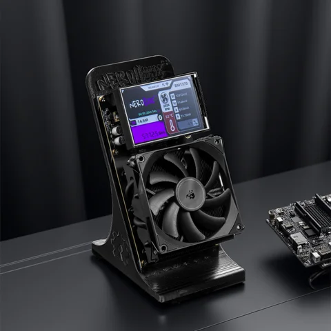 Factory Bitaxe NerdQaxe++ 4.8TH/s Bitcoins Miner 4 Pieces BM1370 Asic Chip Solo BTC 68W 2.4G WiFi Big screen