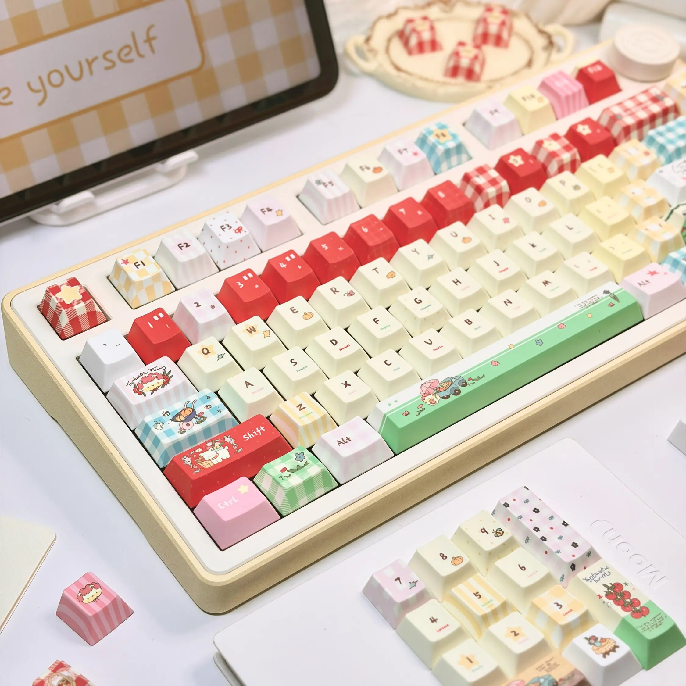 Farm theme keycap retro fairy tale style cute PBT keyboard cap five-sided sublimation original height
Farm theme keycap retro fairy tale style cute PBT keyboard cap five-sided sublimation original height