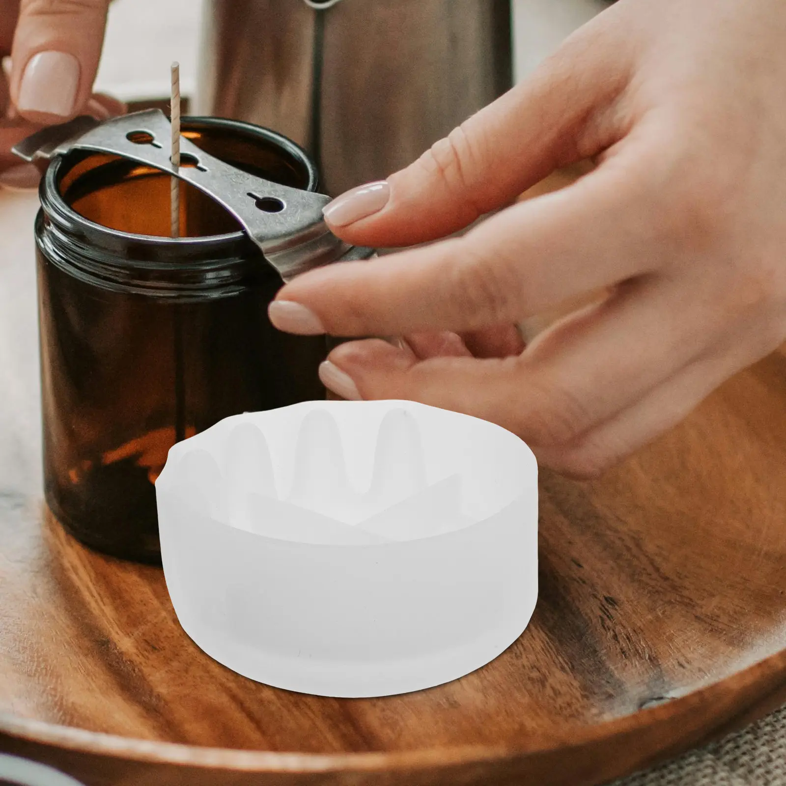 Food Grade Silicone Palm Mold for Resin Jewelry Ring Holders Tray Organizer Epoxy Casting Heat Resistant Craft Tool Mold
Food Grade Silicone Palm Mold for Resin Jewelry Ring Holders Tray Organizer Epoxy Casting Heat Resistant Craft Tool Mold