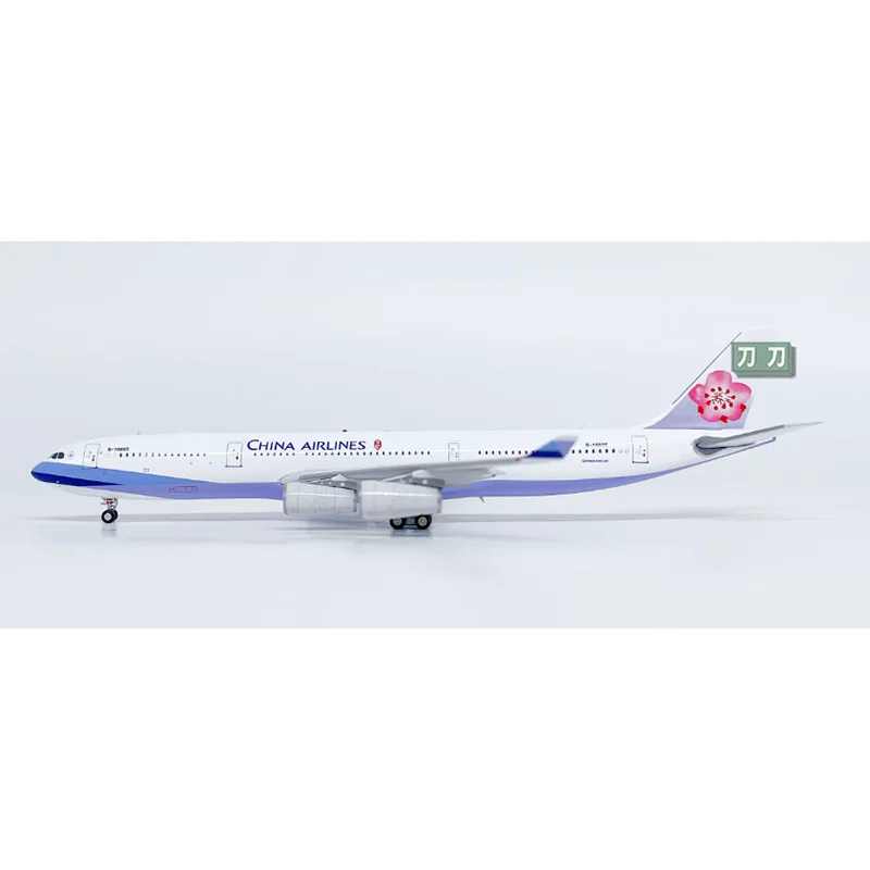 AV 1/400 Scale China Airlines A340-300 B-18805 Die-cast Alloy Aircraft Model Collectible Decorative
AV 1/400 Scale China Airlines A340-300 B-18805 Die-cast Alloy Aircraft Model Collectible Decorative