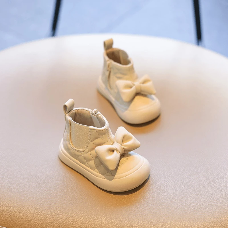 Кожаные сапоги для девочек, модная детская обувь, мягкие сапоги принцессы, женская обувь для малышей, осень-зима, милая детская обувь
Кожаные сапоги для девочек, модная детская обувь, мягкие сапоги принцессы, женская обувь для малышей, осень-зима, милая детская обувь