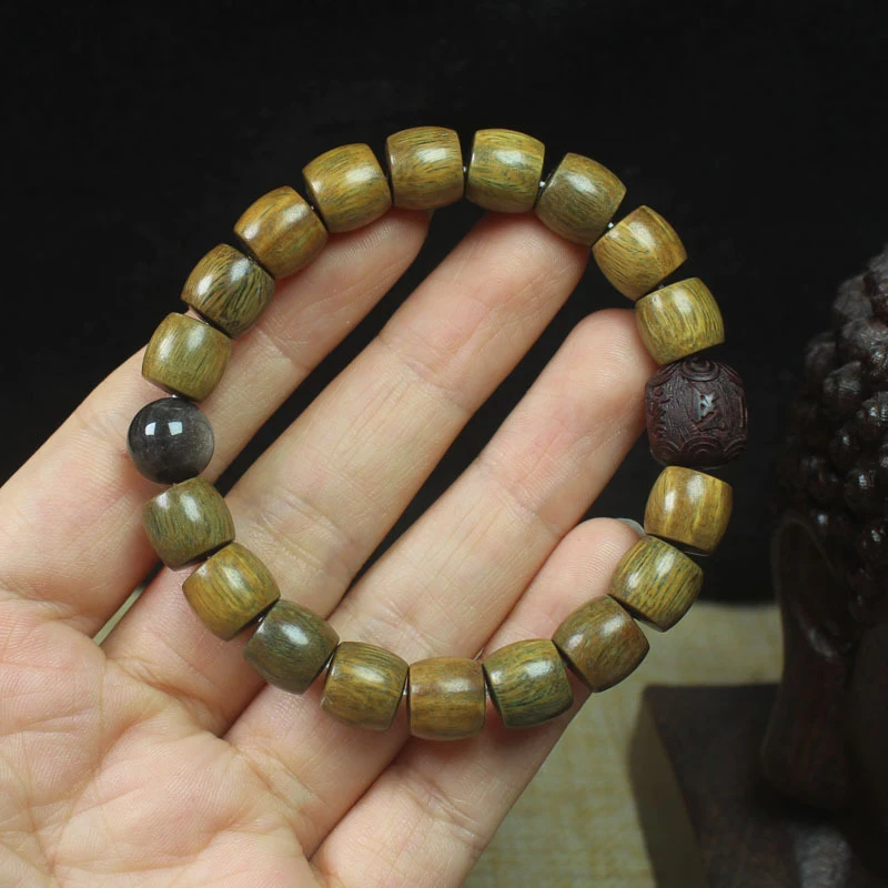 Green Sandalwood Straight-Cut Bead Bracelet with Blood Sandalwood Six-Character Mantra, with a Pleasant Fragrance, a Cultural It
Green Sandalwood Straight-Cut Bead Bracelet with Blood Sandalwood Six-Character Mantra, with a Pleasant Fragrance, a Cultural It