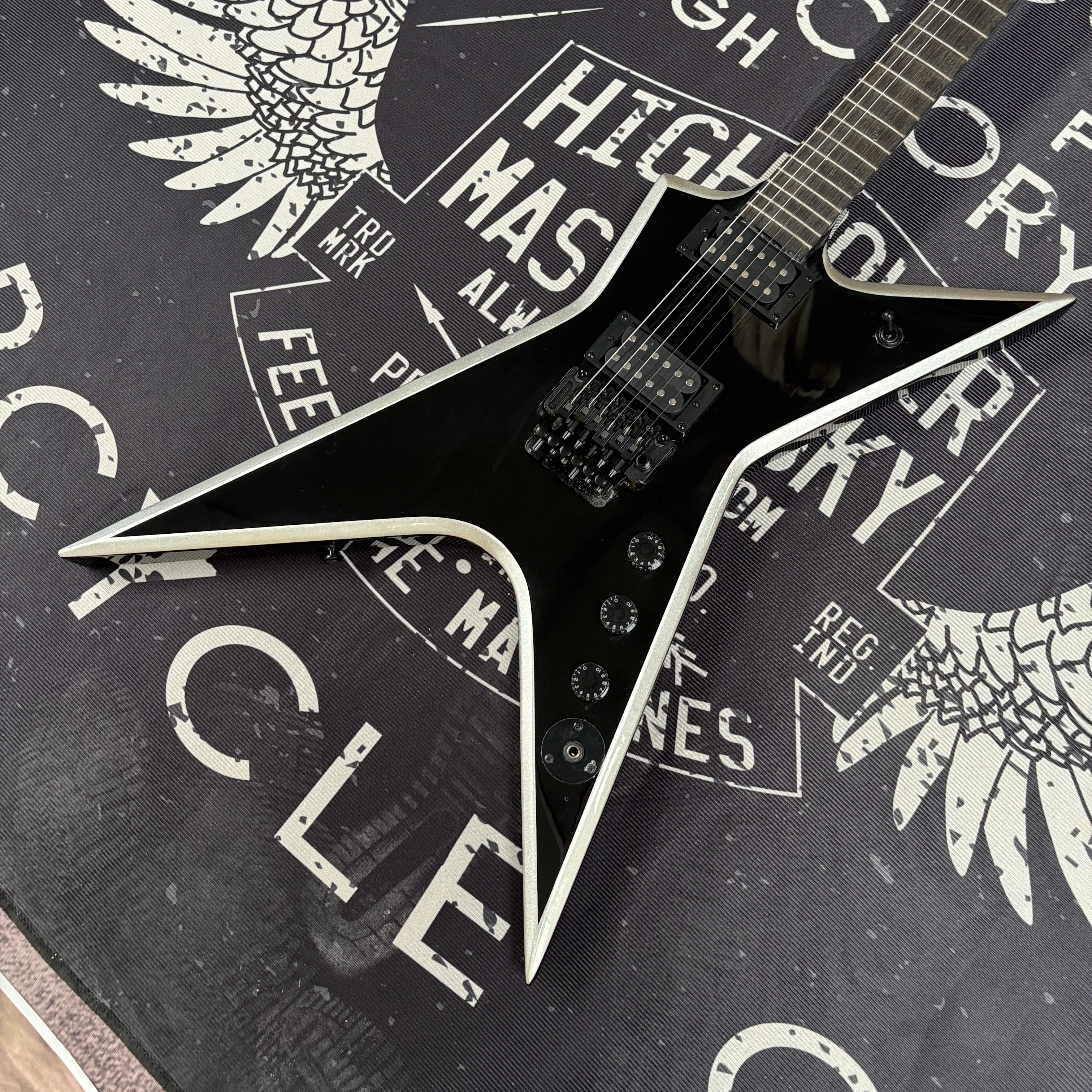 6-String X-Shaped Body Electric Guitar, H-H Pickup Electric Guitars, Black Hardware Electric Guitarra
6-String X-Shaped Body Electric Guitar, H-H Pickup Electric Guitars, Black Hardware Electric Guitarra