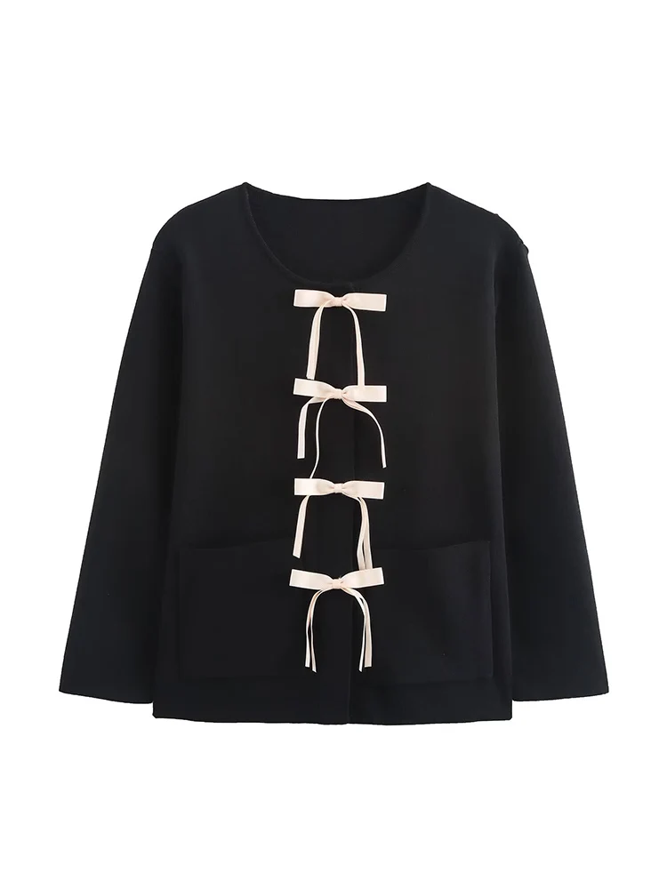 2024 European and American style new women's clothing versatile classic bow-decorated knitted jacket
2024 European and American style new women's clothing versatile classic bow-decorated knitted jacket