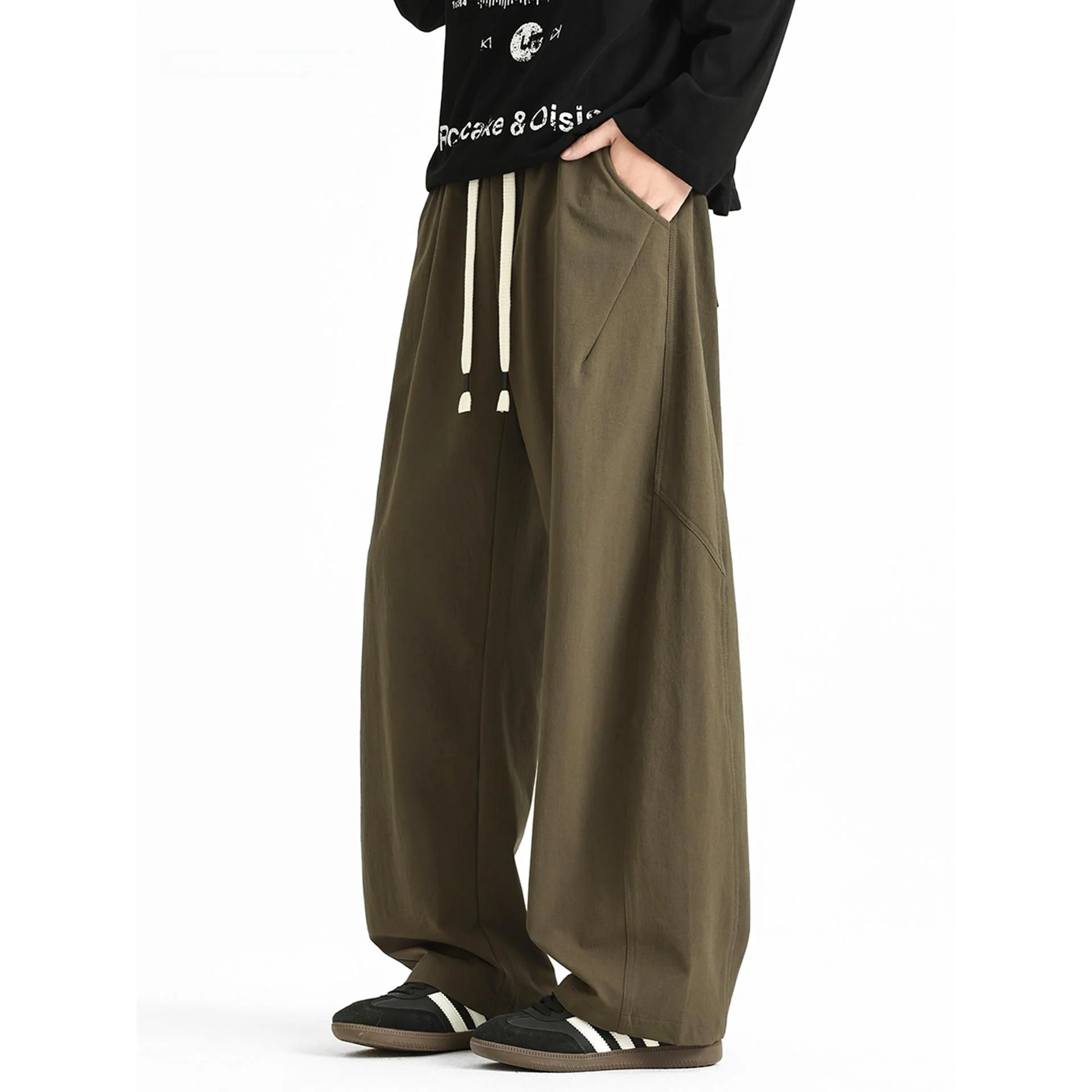 Мужские повседневные брюки-карго с широкими штанинами, осенне-зимние, в американском стиле, свободного кроя, струящиеся, рабочие, трикотажные, с эластичным поясом
Мужские повседневные брюки-карго с широкими штанинами, осенне-зимние, в американском стиле, свободного кроя, струящиеся, рабочие, трикотажные, с эластичным поясом