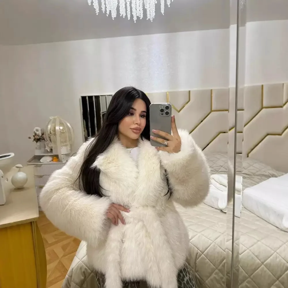 Fashionable Fur Coat Loose Environmental Protection Plush Collar Winter Outerwear for Men And Women Commute Style Long Sl...
Fashionable Fur Coat Loose Environmental Protection Plush Collar Winter Outerwear for Men And Women Commute Style Long Sl...