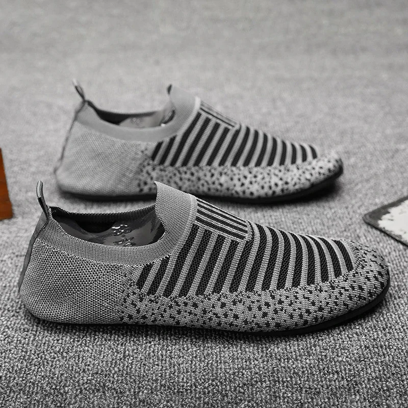 MAEDEF/летняя мужская обувь высокого качества, дышащая, легкая, прогулочная, удобная, мягкая обувь на плоской подошве, домашняя и уличная повседневная мужская обувь
MAEDEF/летняя мужская обувь высокого качества, дышащая, легкая, прогулочная, удобная, мягкая обувь на плоской подошве, домашняя и уличная повседневная мужская обувь