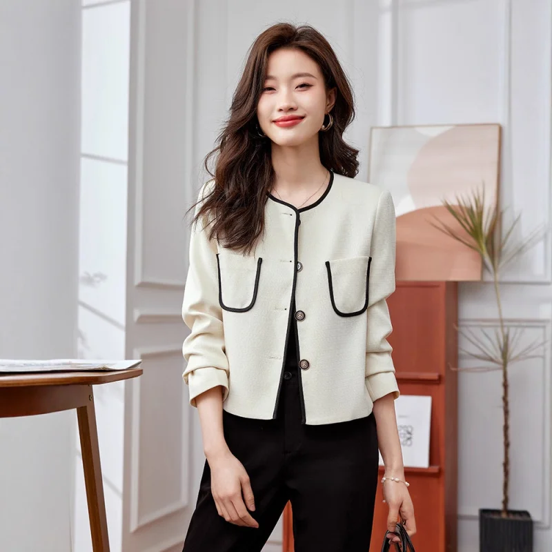 Elegant women's coat for spring and autumn2025New autumn stylish versatile slim-fit short top for autumn wear
Elegant women's coat for spring and autumn2025New autumn stylish versatile slim-fit short top for autumn wear