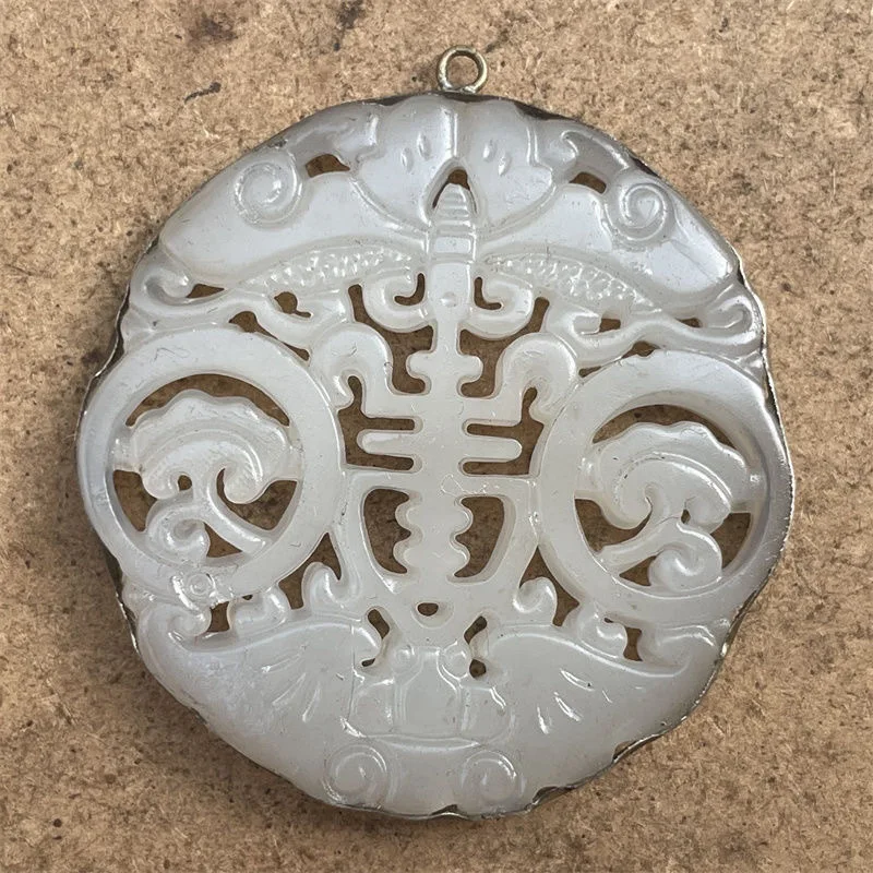 Антикварный Hetian Jade Xiuyan Jade Stone Carving Crafts Play Ancient Jade Old Jade Jades of the Han Dynasty Pendant Gift Jade Penda
Антикварный Hetian Jade Xiuyan Jade Stone Carving Crafts Play Ancient Jade Old Jade Jades of the Han Dynasty Pendant Gift Jade Penda
