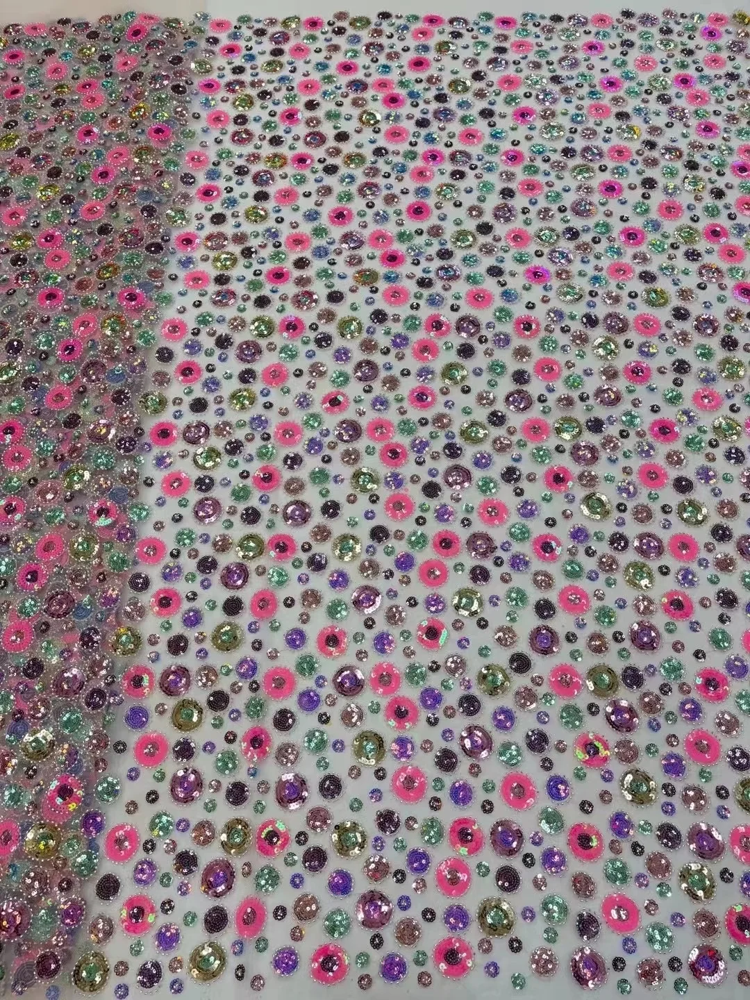 African Heavy Bead Lace Sequins Lace Fabric With Beads Sequins For Bridal Dress Luxury Evening Dress French Tulle Lace 5 Yards
African Heavy Bead Lace Sequins Lace Fabric With Beads Sequins For Bridal Dress Luxury Evening Dress French Tulle Lace 5 Yards