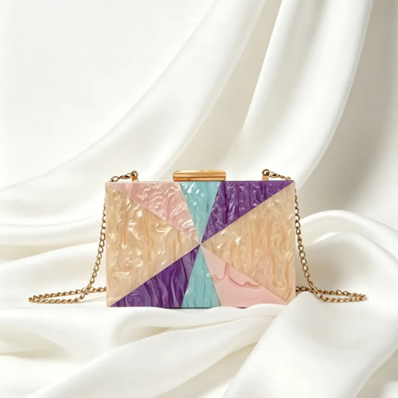 matching chain bag women's messenger small square bag fashion ins style light luxury PU lychee pattern clutch bag
matching chain bag women's messenger small square bag fashion ins style light luxury PU lychee pattern clutch bag
