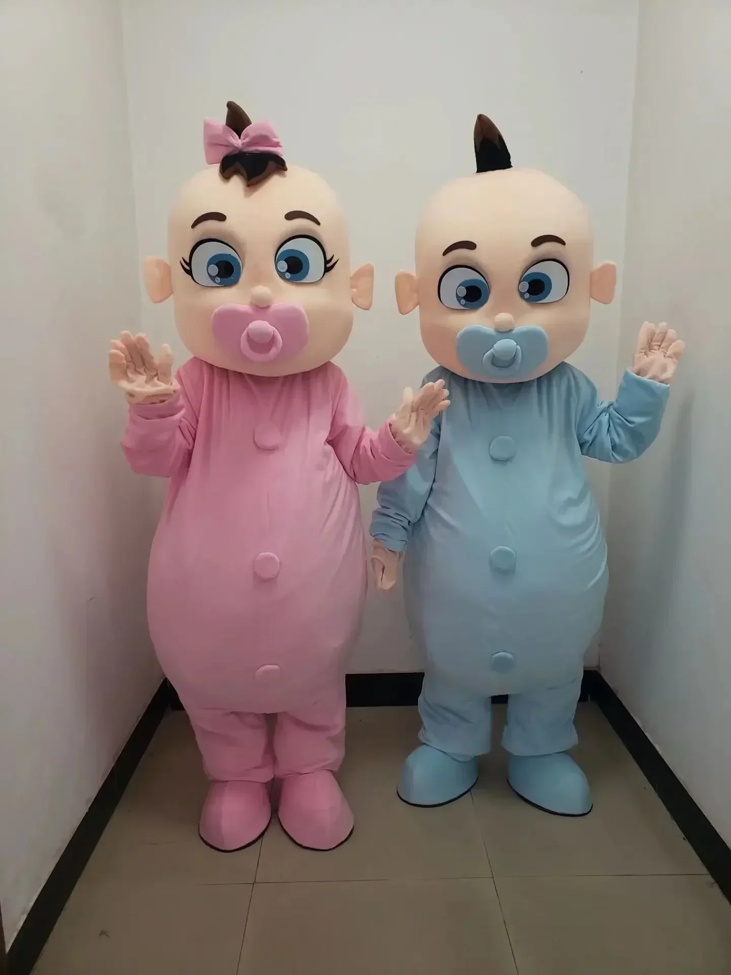Party PropsCosplay JJ Doll Blue Baby Boy Pink Baby Girl Mascot Advertising Event Costume Fancy Dress Party Anime Shows Adult Sur
Party PropsCosplay JJ Doll Blue Baby Boy Pink Baby Girl Mascot Advertising Event Costume Fancy Dress Party Anime Shows Adult Sur