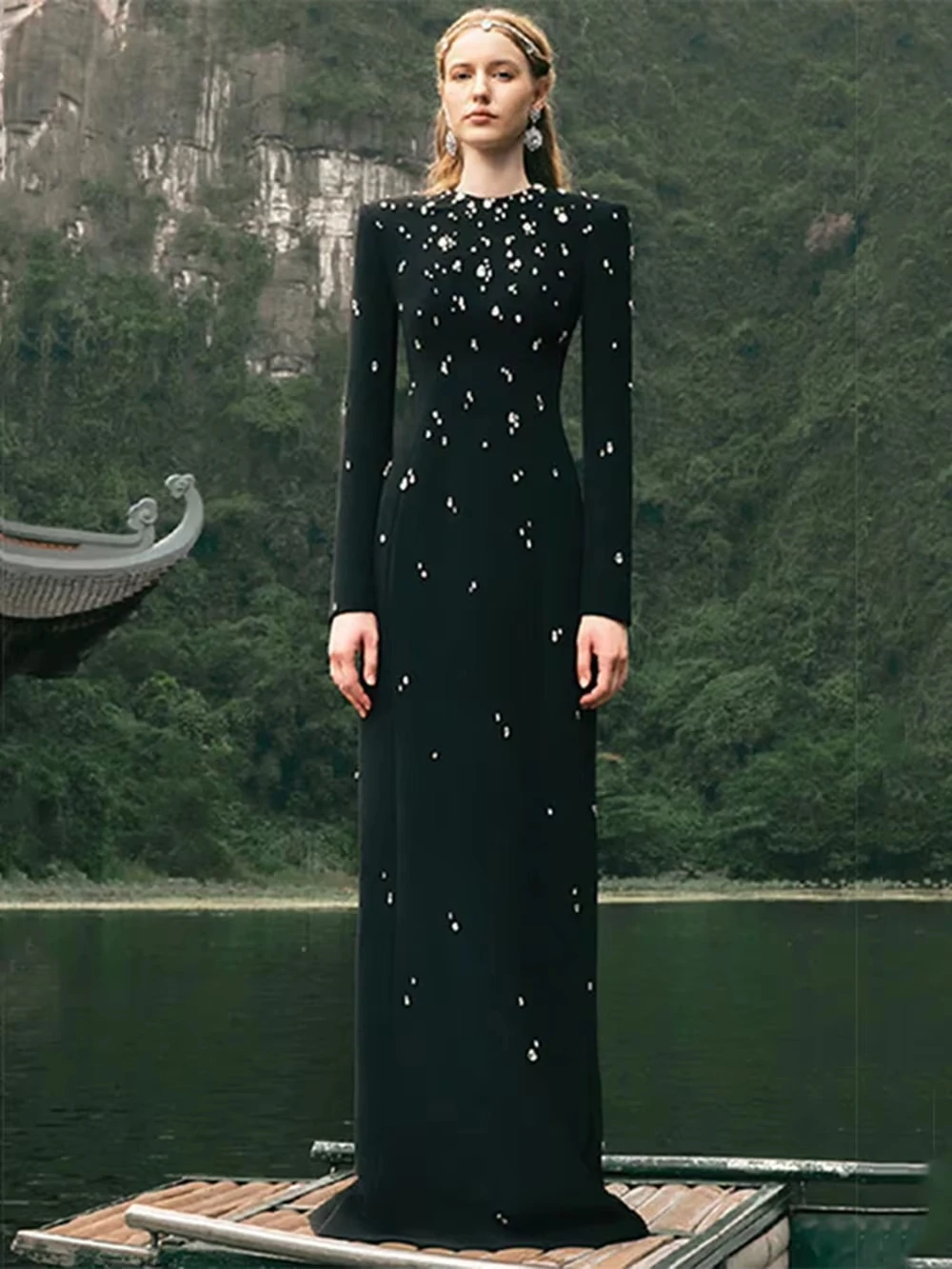 Bandage Dress Women's Luxury Diamond Crystal Long Sleeve Stretch Maxi Dress Elegant Fashion Evening Club Party Gowns
Bandage Dress Women's Luxury Diamond Crystal Long Sleeve Stretch Maxi Dress Elegant Fashion Evening Club Party Gowns