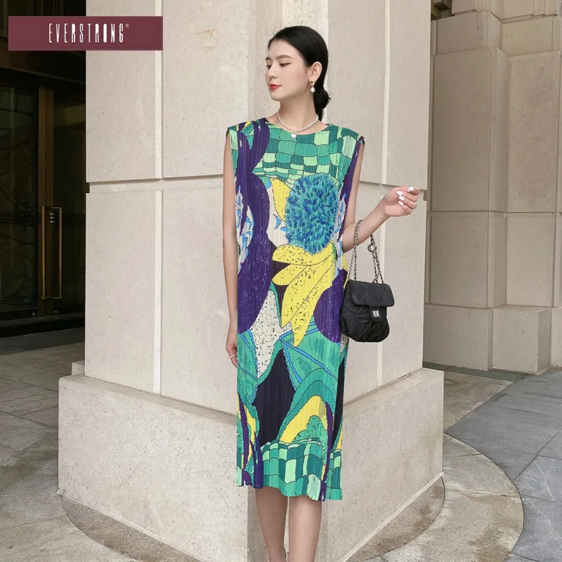 Summer dress women Miyake Pleated Fashion Printed Loose Large Size High Street Straight Knee-Length Dresses Tide
Summer dress women Miyake Pleated Fashion Printed Loose Large Size High Street Straight Knee-Length Dresses Tide