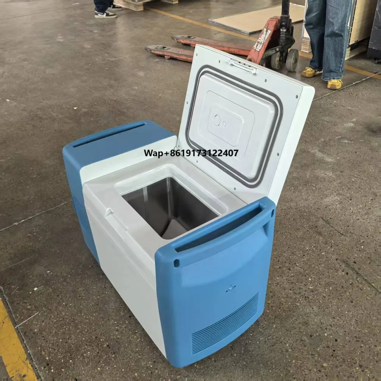 Minus -86 Degree Car Portable Freezer 25l Medical ultra Low Temperature Storage Freezer Refrigerator
Minus -86 Degree Car Portable Freezer 25l Medical ultra Low Temperature Storage Freezer Refrigerator