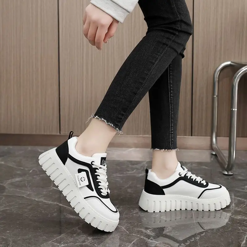 Women's Thick Bottom Mi White Sports Shoes Spring 2024 New Style Versatile Flat Bottom Summer Lightweight Platform Sneakers
Women's Thick Bottom Mi White Sports Shoes Spring 2024 New Style Versatile Flat Bottom Summer Lightweight Platform Sneakers