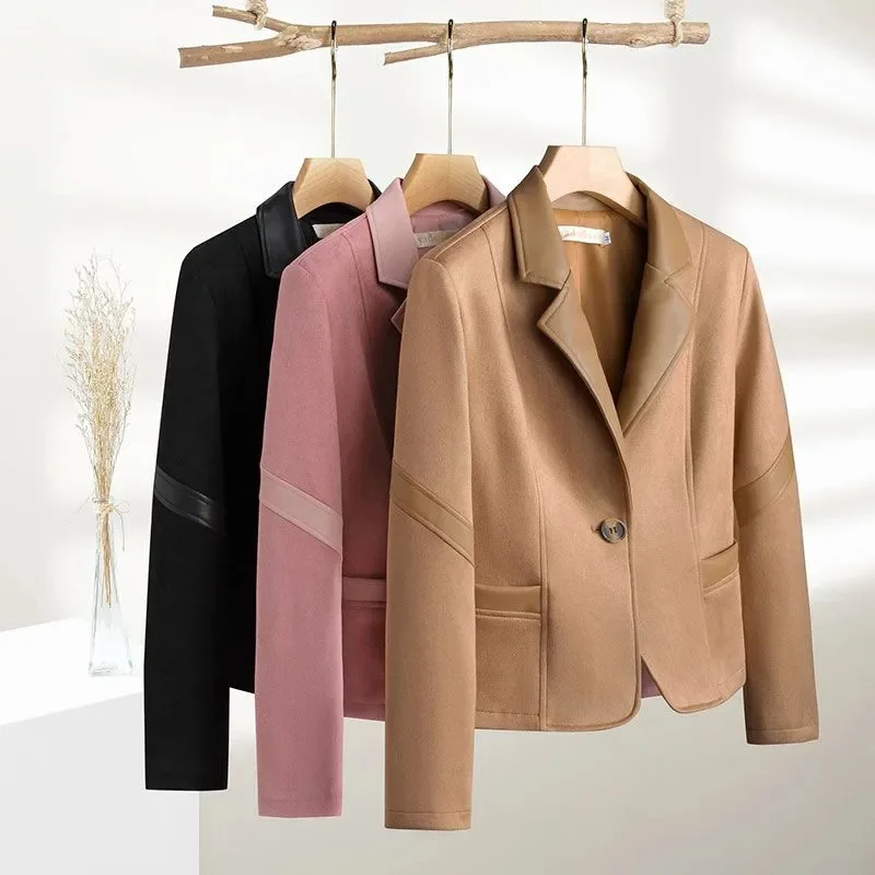 Fashion Suede Fabric Blazer Women Short Suit Jacket Streetwear Coat Splicing Leather Collar Casual Outerwear Spring Autumn 2025
Fashion Suede Fabric Blazer Women Short Suit Jacket Streetwear Coat Splicing Leather Collar Casual Outerwear Spring Autumn 2025
