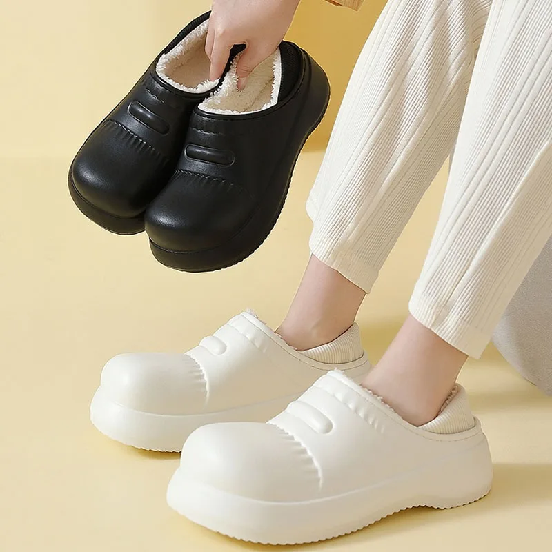 2024 new fashion trend cotton slippers women's winter warm non-slip home indoor waterproof cotton shoes men's outdoor wearable
2024 new fashion trend cotton slippers women's winter warm non-slip home indoor waterproof cotton shoes men's outdoor wearable