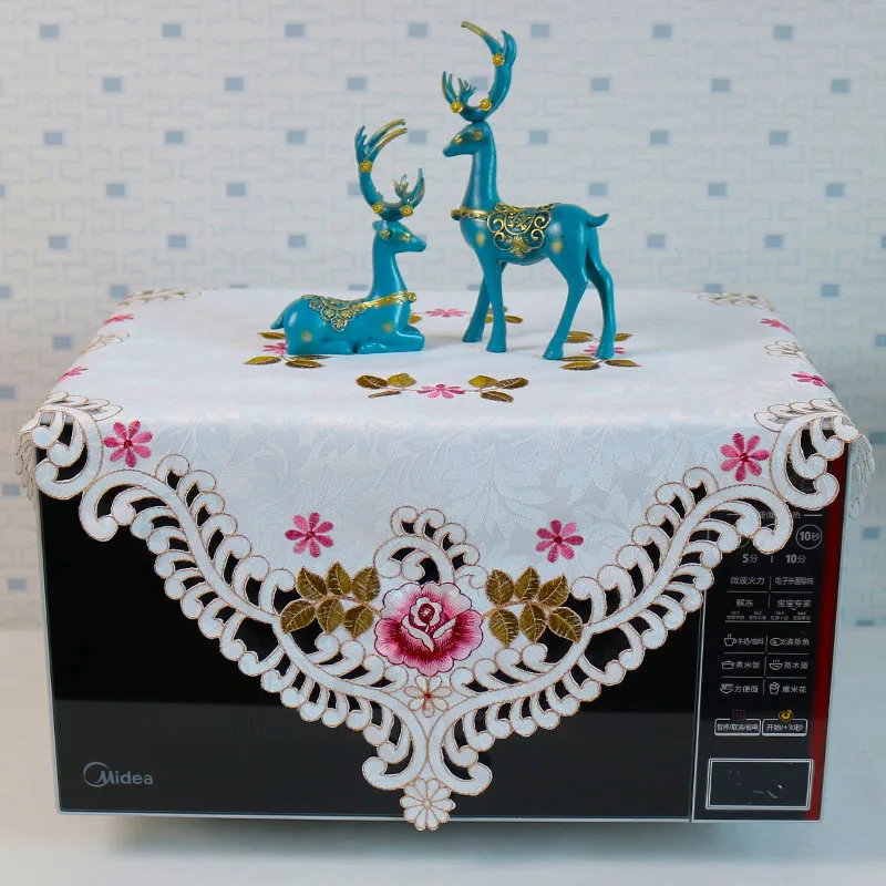 TOP satin rose flower Embroidery table cloth cover wedding tablecloth party kitchen Christmas Table decoration and accessories
TOP satin rose flower Embroidery table cloth cover wedding tablecloth party kitchen Christmas Table decoration and accessories