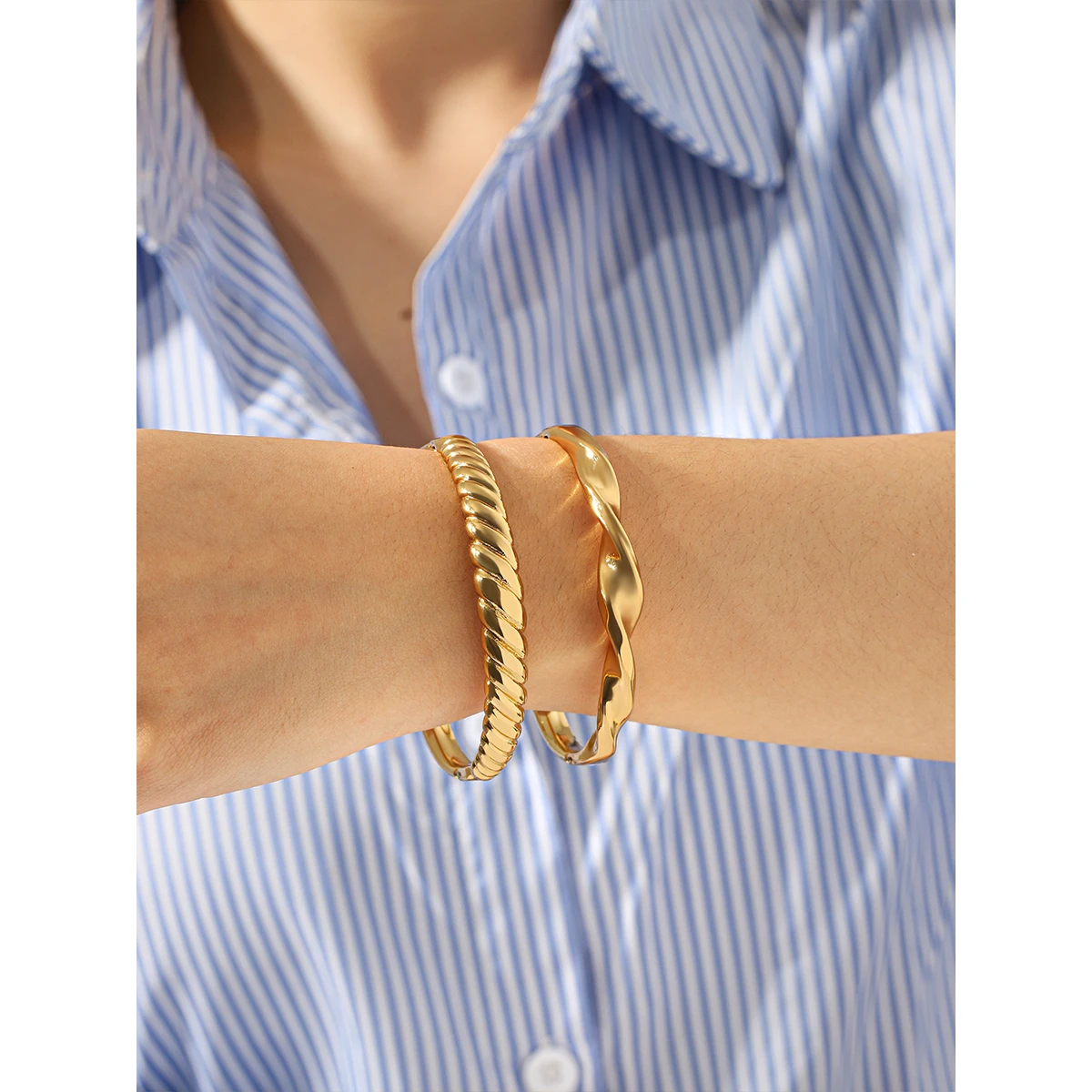 Twisted Rope Twist Hinge Bangle Set 18K Gold Plated Stainless Steel For Women Stackable Daily Party Birthday Gift Jewelry
Twisted Rope Twist Hinge Bangle Set 18K Gold Plated Stainless Steel For Women Stackable Daily Party Birthday Gift Jewelry