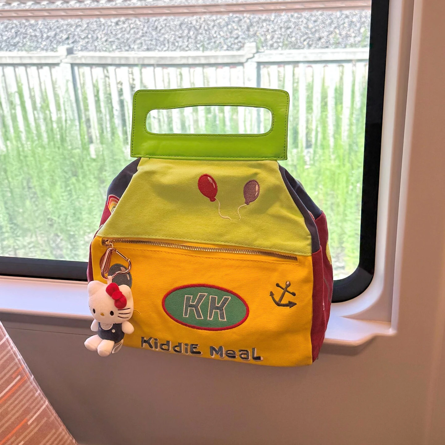 Handheld luggage bag, short-distance business trip bag, light and large-capacity storage, high-value and portable. 
Handheld luggage bag, short-distance business trip bag, light and large-capacity storage, high-value and portable.