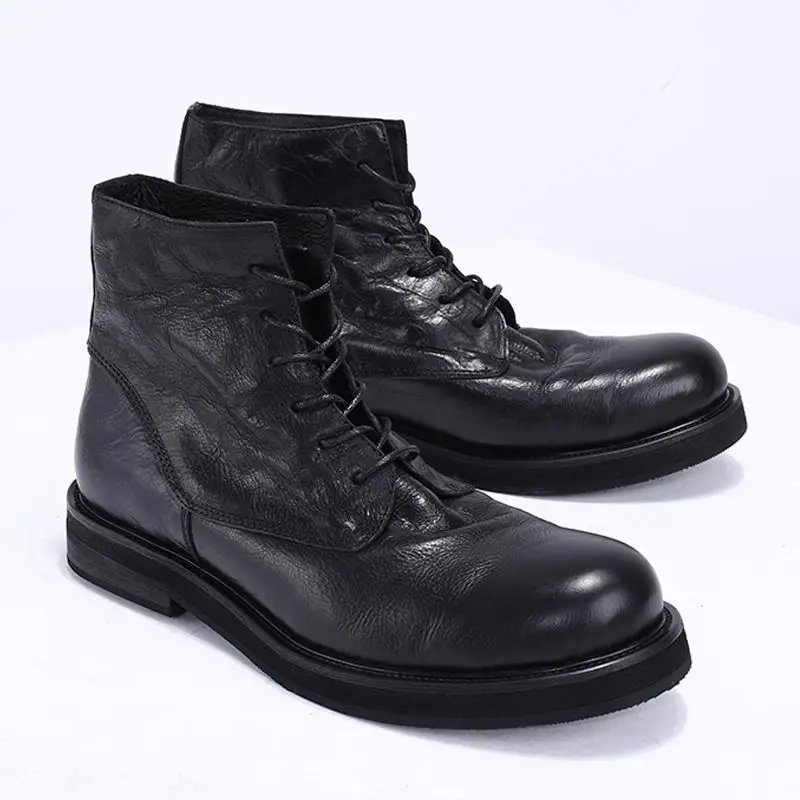 Trendy Men's Boots with Inner Heightening Thick Sole Motorcycle Short Boot Casual High-Top Boots Korean Style
Trendy Men's Boots with Inner Heightening Thick Sole Motorcycle Short Boot Casual High-Top Boots Korean Style
