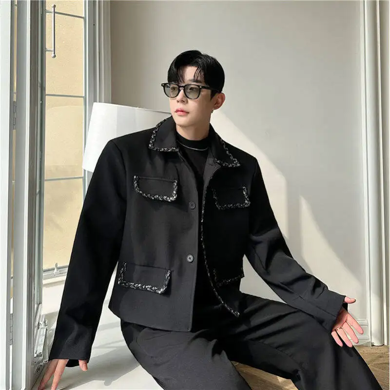 Spring 2025 ort Men's Jaet Korean Sle Faion Tailored Design High-End Feel Polyester Long Sve Anti-Wrinkle Outerwear
Spring 2025 ort Men's Jaet Korean Sle Faion Tailored Design High-End Feel Polyester Long Sve Anti-Wrinkle Outerwear