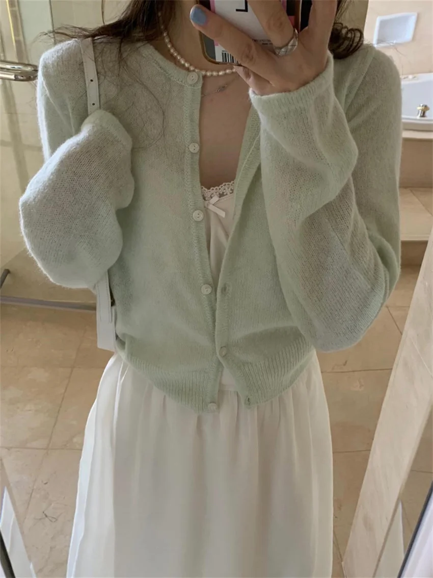 Alien Kitty Autumn Knitted Coats Loose Women Cardigans Gentle New Casual 2024 Slim Solid All Match Fashion Sweet Sweaters
Alien Kitty Autumn Knitted Coats Loose Women Cardigans Gentle New Casual 2024 Slim Solid All Match Fashion Sweet Sweaters