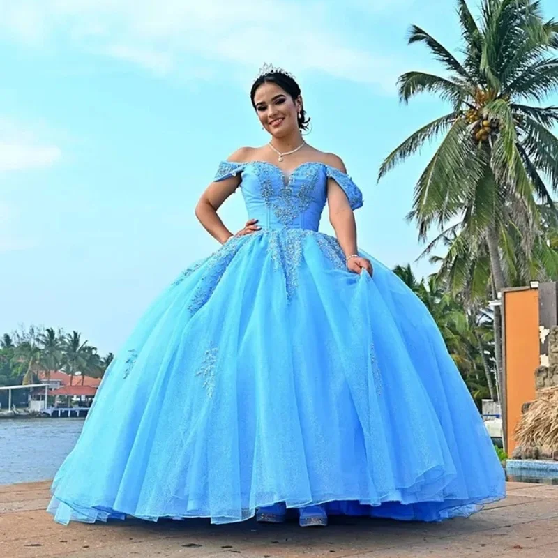 Синие платья Quinceanera по индивидуальному заказу с открытыми плечами и аппликацией из кристаллов, длинный хвост, Vestido De 15, Quinceanera
Синие платья Quinceanera по индивидуальному заказу с открытыми плечами и аппликацией из кристаллов, длинный хвост, Vestido De 15, Quinceanera