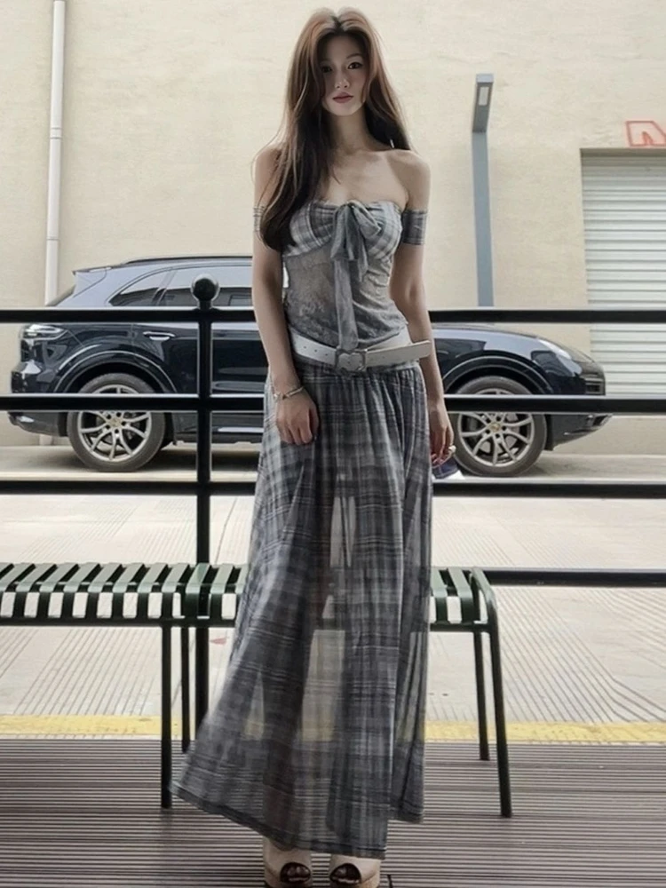 Streetwear Two Pieces Set Sexy Slash Neck Lace Patchwork Fairy Blouse + Women Y2k Aesthetic Plaid Gauze Maxi Skirts Vintage Suit
Streetwear Two Pieces Set Sexy Slash Neck Lace Patchwork Fairy Blouse + Women Y2k Aesthetic Plaid Gauze Maxi Skirts Vintage Suit