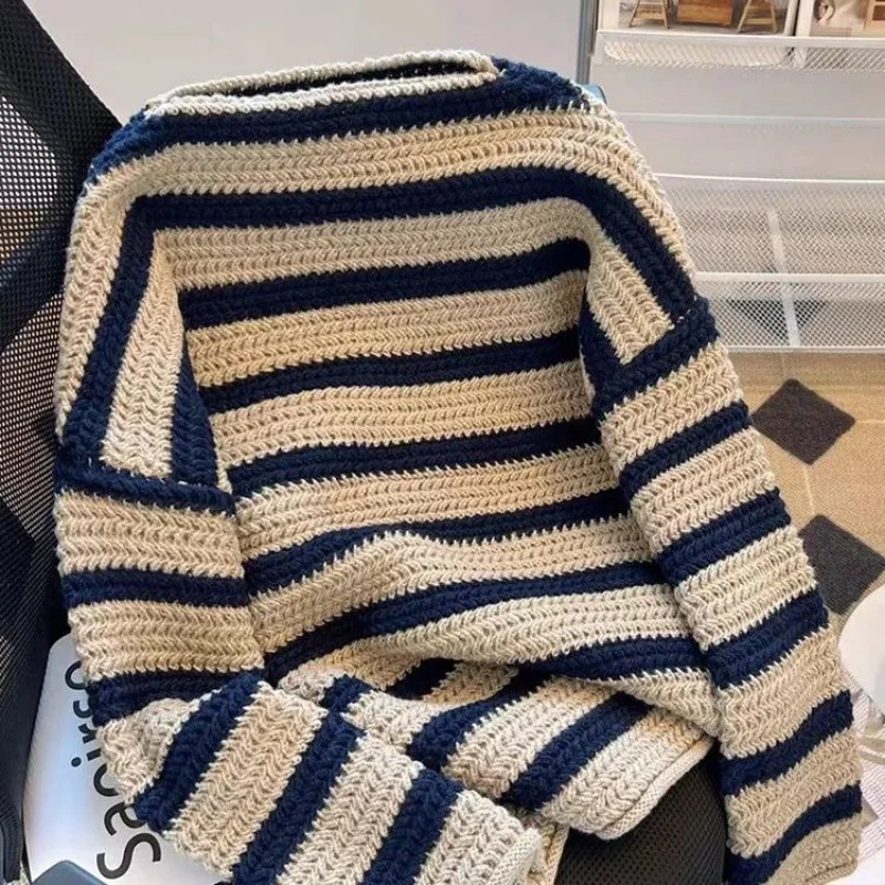 2023 Women's Striped Sweater Women's Autumn and Winter New Pullover Loose and Versatile Thickened Western Knitted Top
2023 Women's Striped Sweater Women's Autumn and Winter New Pullover Loose and Versatile Thickened Western Knitted Top