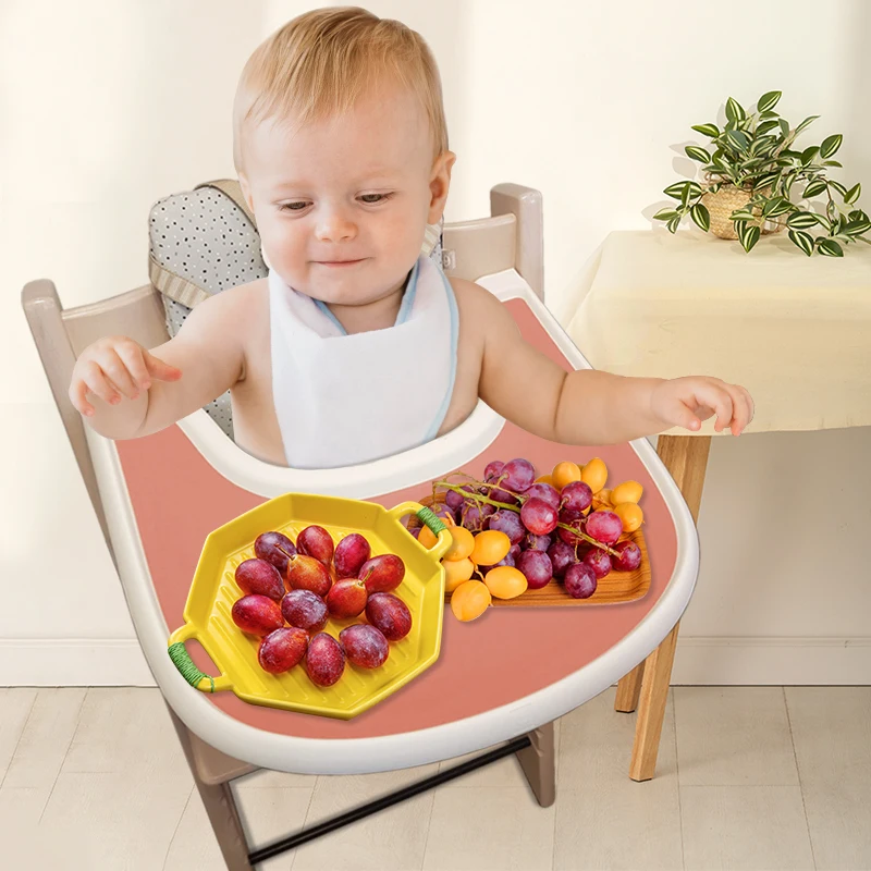 Food-grade silicone placemat for IKEA high chairs Lightweight and foldable, easy to clean, encourages independent eating
Food-grade silicone placemat for IKEA high chairs Lightweight and foldable, easy to clean, encourages independent eating