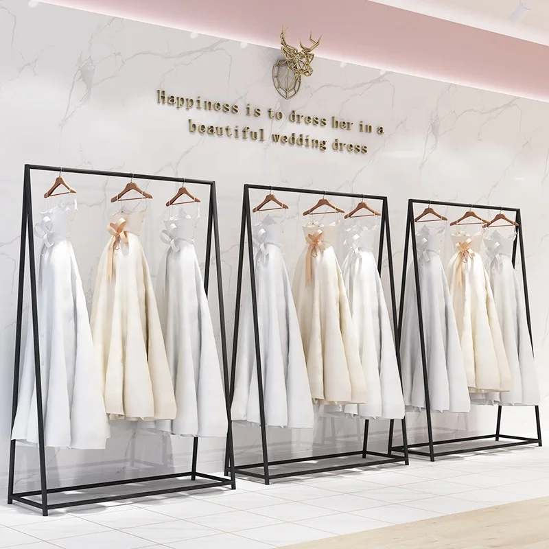 Customized. Hot Sales Wedding Dress Display Rack Garment Store Black Metal Clothing Display Rack Long Dresses Display
Customized. Hot Sales Wedding Dress Display Rack Garment Store Black Metal Clothing Display Rack Long Dresses Display