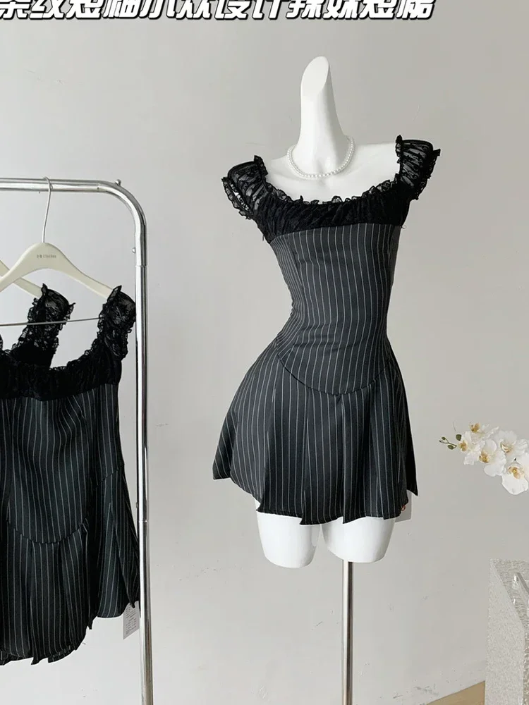 Summer French Vintage Lace Prom Gown Bow Mini Short Sleeve Striped Patchwork Dress Women Pleated Frocks Evening Party
Summer French Vintage Lace Prom Gown Bow Mini Short Sleeve Striped Patchwork Dress Women Pleated Frocks Evening Party