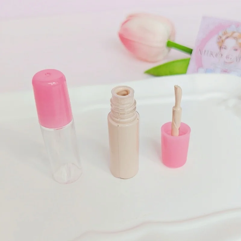 10/15Pcs Pink Nail Polish Plastic Bottle 2.5ml Mini Portable Cosmetic Cute Jar with Brush for Nail Polish Liquid Foundation
10/15Pcs Pink Nail Polish Plastic Bottle 2.5ml Mini Portable Cosmetic Cute Jar with Brush for Nail Polish Liquid Foundation