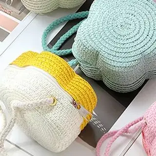 Handmade Kids Girls Shoulder Bag Flower Straw Baby Bags Messenger Bag Children Keys Coin Purse Cute Princess Mini Handbag
Handmade Kids Girls Shoulder Bag Flower Straw Baby Bags Messenger Bag Children Keys Coin Purse Cute Princess Mini Handbag