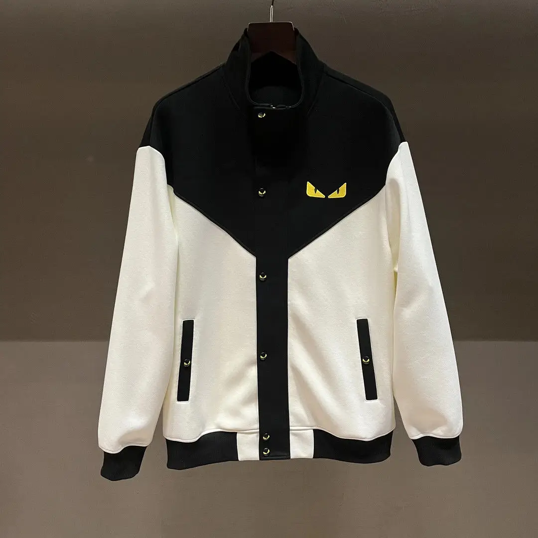 Color matching round neck short jacket 2025 autumn and winter new trendy men's long-sleeved jacket shows...
Color matching round neck short jacket 2025 autumn and winter new trendy men's long-sleeved jacket shows...