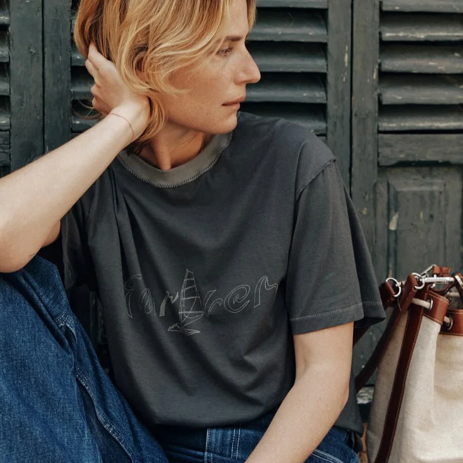 French Style Letter Print Tees T-shit Oversize Gray White Cotton Sailboat O-Neck Short Sleeve T-Shirt Women Y2K Loose Tops Tee
French Style Letter Print Tees T-shit Oversize Gray White Cotton Sailboat O-Neck Short Sleeve T-Shirt Women Y2K Loose Tops Tee