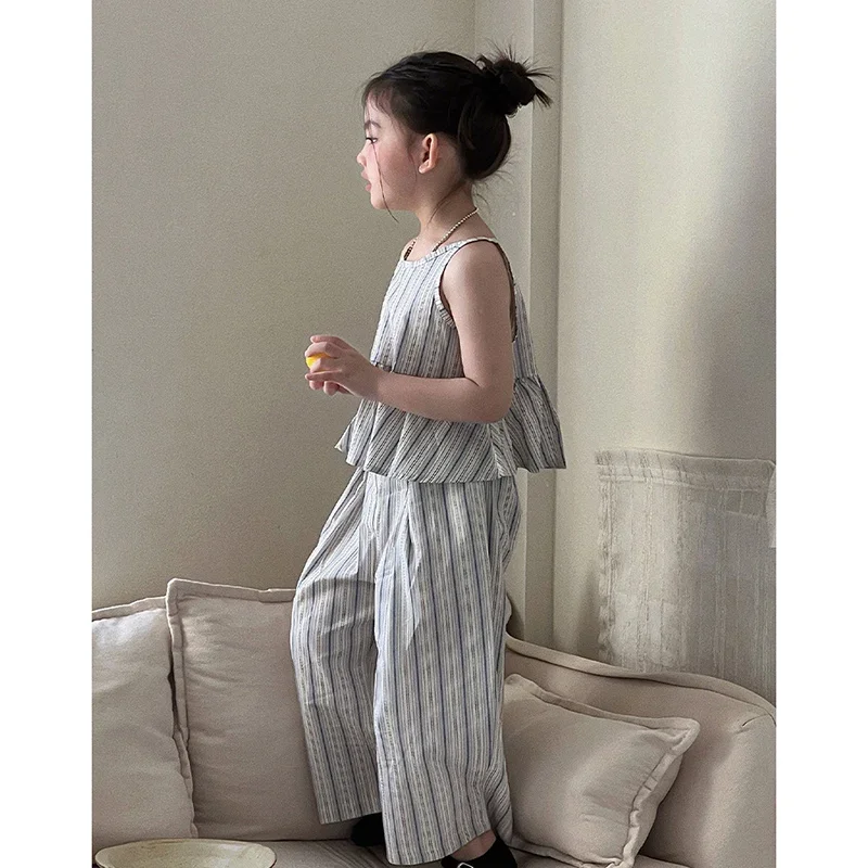 2026 New Summer Baby Girls Clothing Set Korean Style 2-7Yrs Children Clothes Suit Sleeveless Cotton Striped Vest+Pants
2026 New Summer Baby Girls Clothing Set Korean Style 2-7Yrs Children Clothes Suit Sleeveless Cotton Striped Vest+Pants