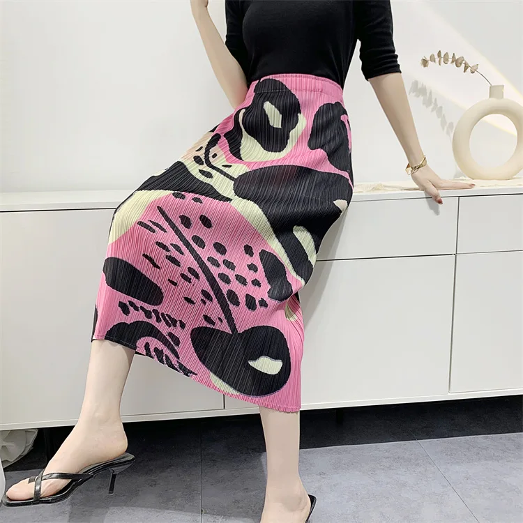 Miyake Pleated Skirt for Women 2022 Summer New Back Slit Digital Printed Mid-Length Pleated Skirt Korean Fashion Clothing
Miyake Pleated Skirt for Women 2022 Summer New Back Slit Digital Printed Mid-Length Pleated Skirt Korean Fashion Clothing