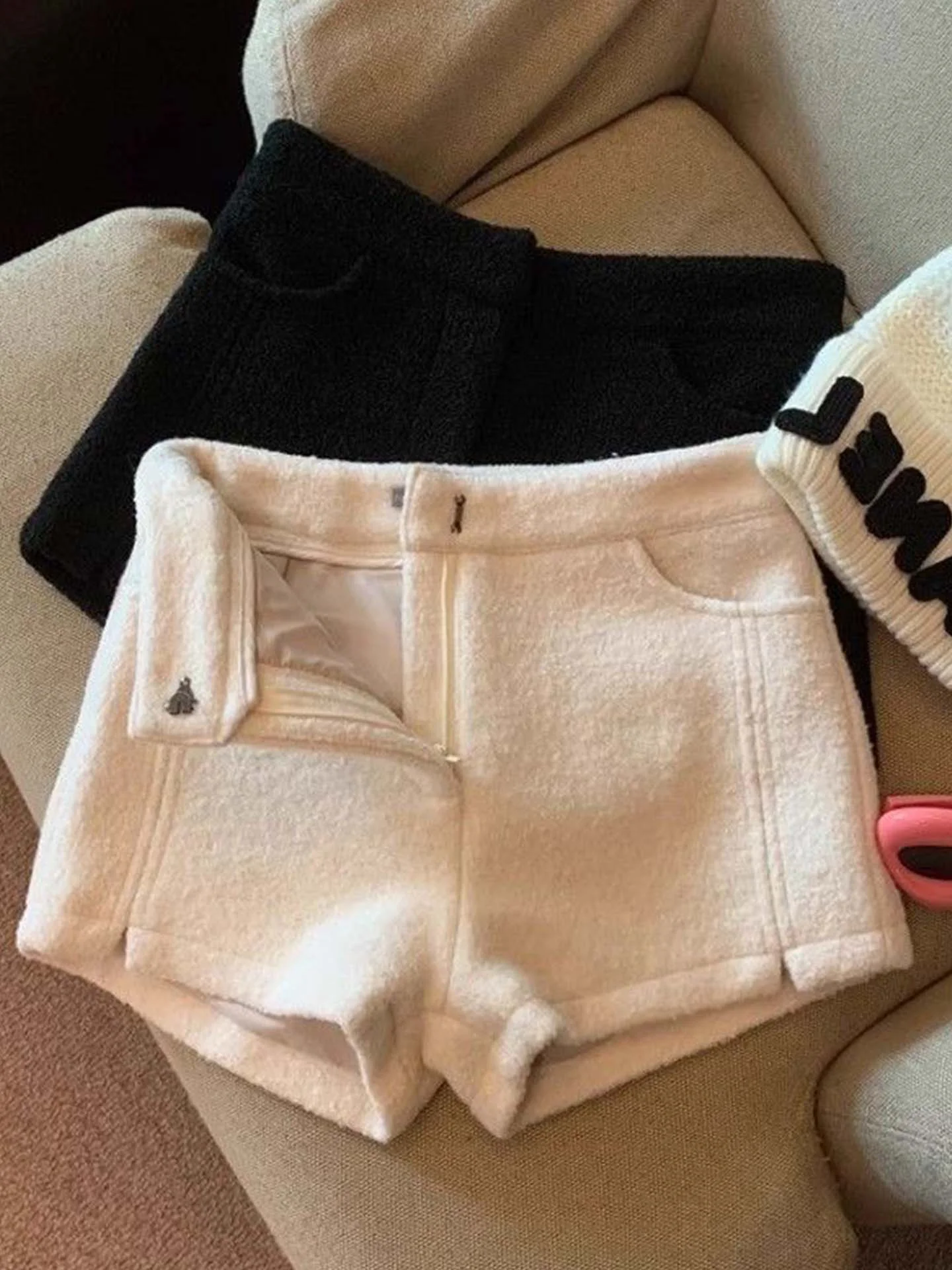 High Waist Tweed Wide Leg ort Pants Women's Thi Sle Casual Versatile A-Line Pants Spring New Arrival Slimming Effect
High Waist Tweed Wide Leg ort Pants Women's Thi Sle Casual Versatile A-Line Pants Spring New Arrival Slimming Effect