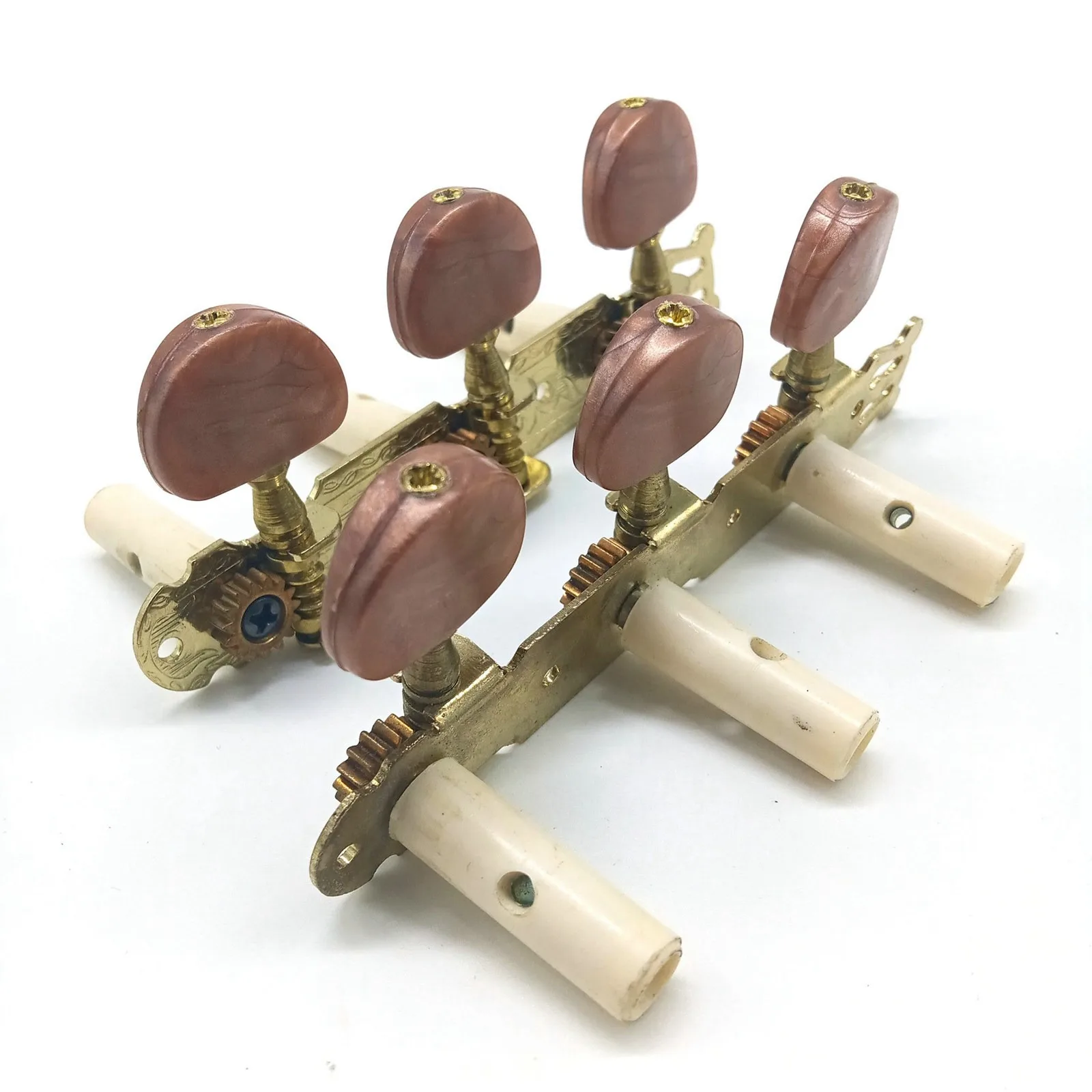 M20K 2 шт. колки для настройки классической гитары, ключи, колки 3L3R, профессиональные аксессуары для гитары, детали гитары
M20K 2 шт. колки для настройки классической гитары, ключи, колки 3L3R, профессиональные аксессуары для гитары, детали гитары