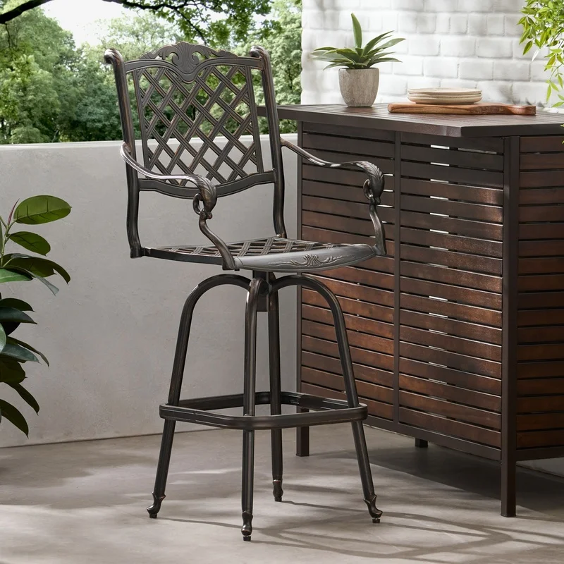Cast Aluminum Bar Stool
Cast Aluminum Bar Stool