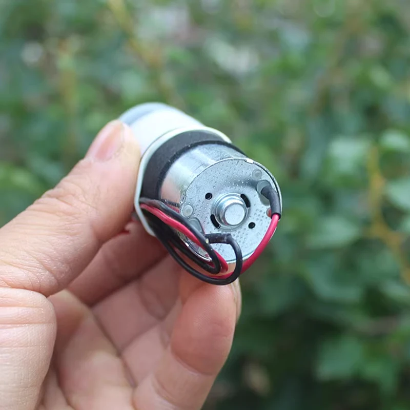 Small Mini 370 Water Pump DC 6V 9V 12V Micro 27mm Diaphragm Self-priming Suction Water Pump DIY Dispenser Tea Table Pumping
Small Mini 370 Water Pump DC 6V 9V 12V Micro 27mm Diaphragm Self-priming Suction Water Pump DIY Dispenser Tea Table Pumping