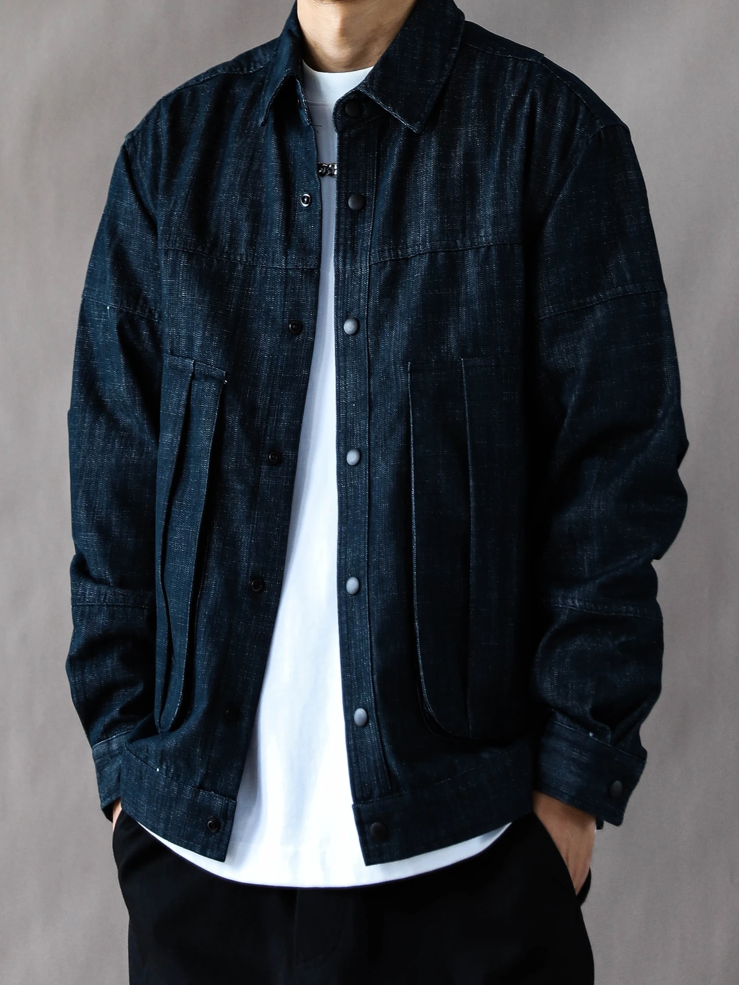 Мужская куртка в стиле ретро-американский стритстайл, свободного кроя, повседневная, весенне-осенняя, с отложным воротником, молодежная, с длинными рукавами
Мужская куртка в стиле ретро-американский стритстайл, свободного кроя, повседневная, весенне-осенняя, с отложным воротником, молодежная, с длинными рукавами