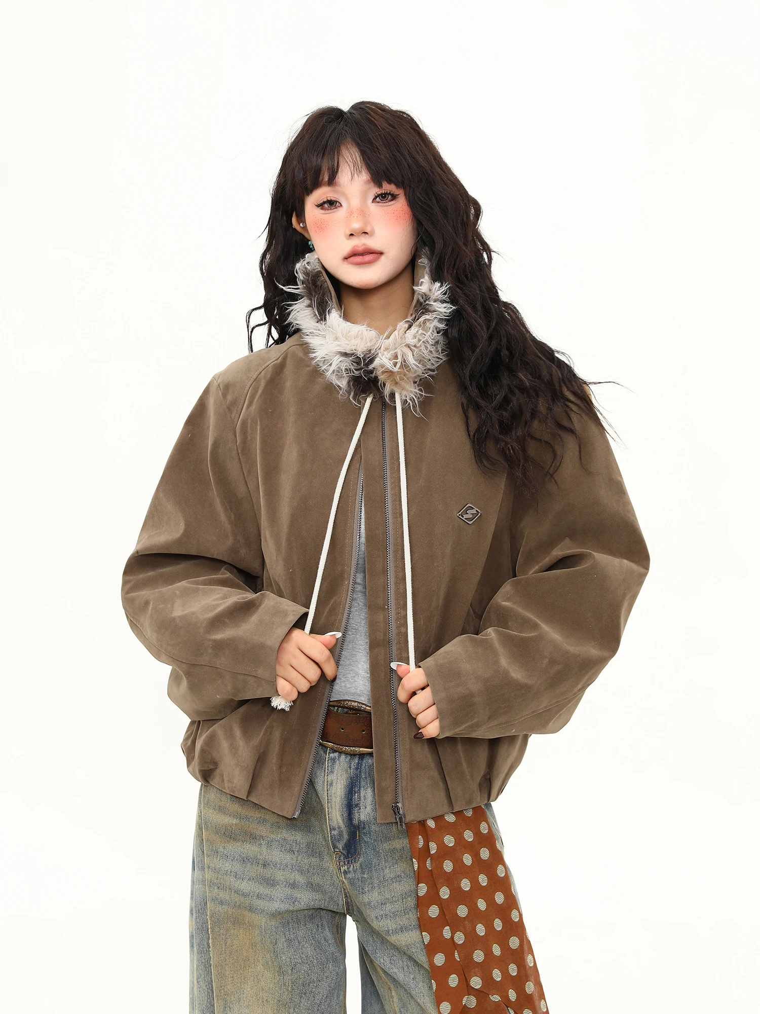 Wild Azizi Women's ort Suede Jaet Quilted Cotton Coat with Detachable Fur Collar Street Sle Loose Fit Long Sve Zipper
Wild Azizi Women's ort Suede Jaet Quilted Cotton Coat with Detachable Fur Collar Street Sle Loose Fit Long Sve Zipper