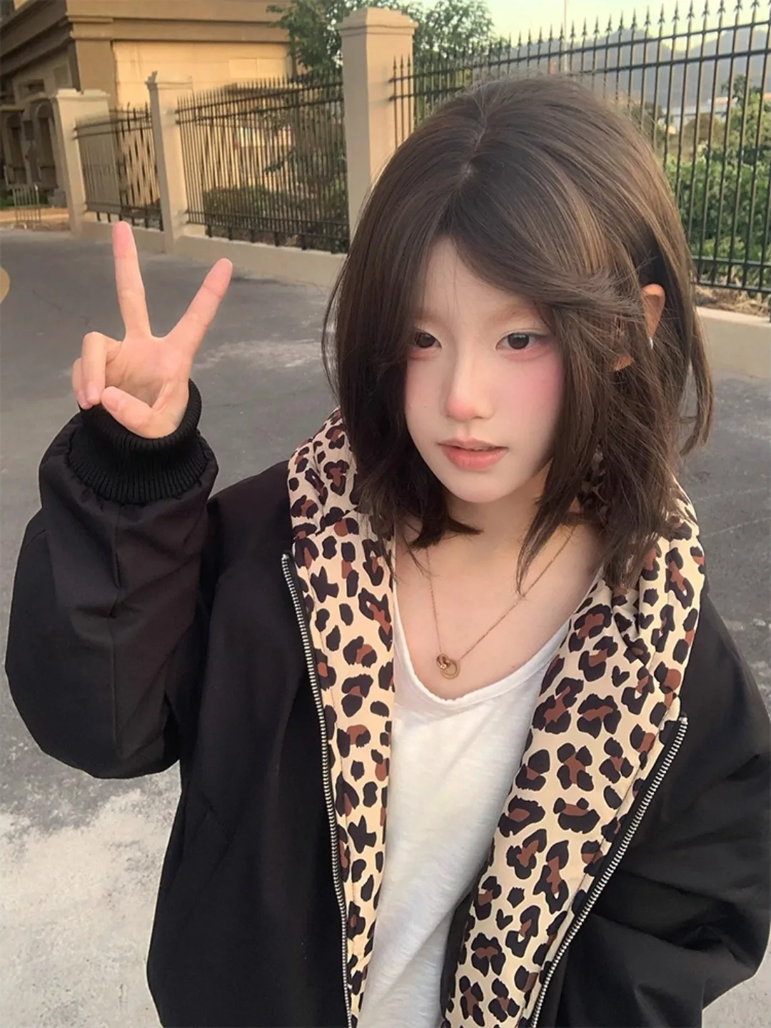 Американская двусторонняя толстовка с леопардовым принтом, мужская осенне-зимняя утепленная кофта-кардиган для пар, Cleanfit Top
Американская двусторонняя толстовка с леопардовым принтом, мужская осенне-зимняя утепленная кофта-кардиган для пар, Cleanfit Top