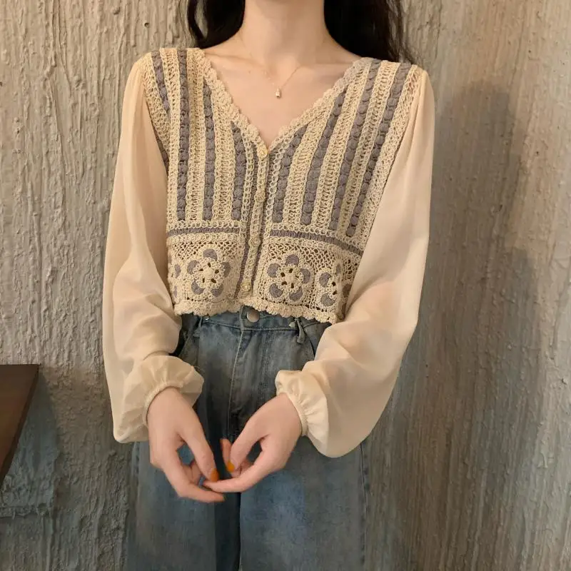Big Size Casual Loose Sexy Chiffon Blouses Women 2021 Autumn New Embroidery T-shirts Floral Crop Tops Retro Kawaii Clothes XXL
Big Size Casual Loose Sexy Chiffon Blouses Women 2021 Autumn New Embroidery T-shirts Floral Crop Tops Retro Kawaii Clothes XXL
